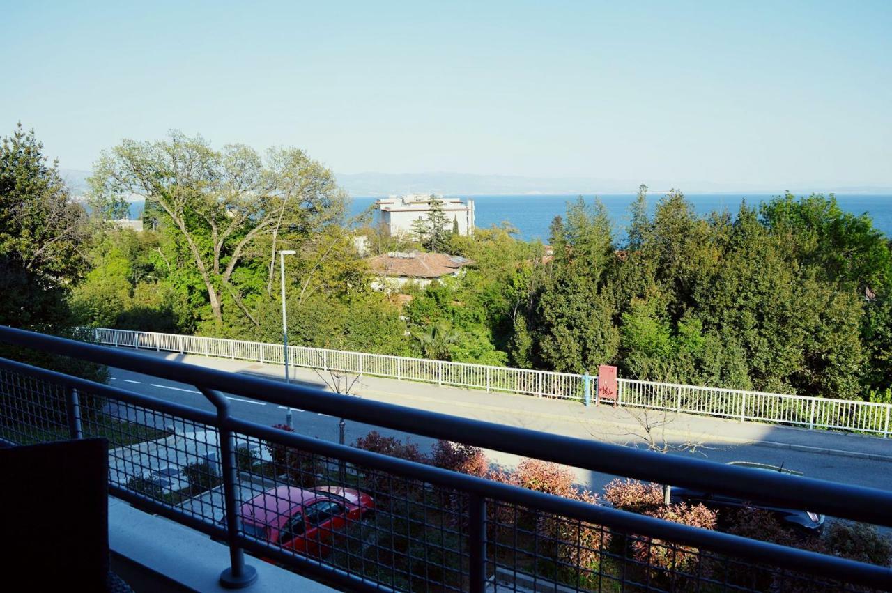 Apartman Andrijana Ловран Екстериор снимка